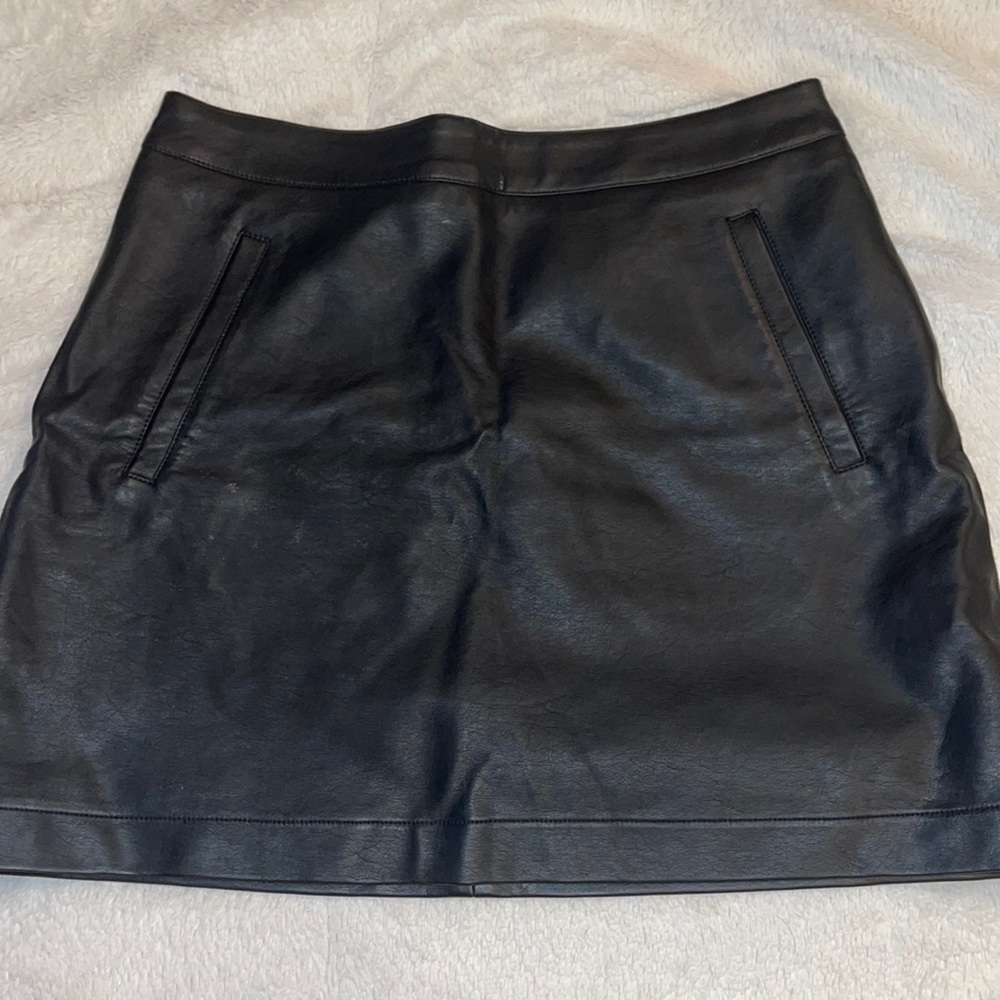 Black leather skirt!